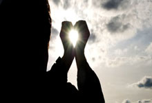 非凡娱乐：[NBA]东契奇21分 湖人轻取马刺两连胜.